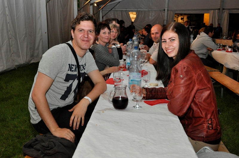 201.JPG